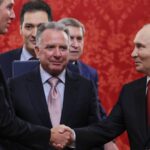 Putin Meets With US Envoys at the Kremlin for Renewed Talks on Ending the War in Ukraine