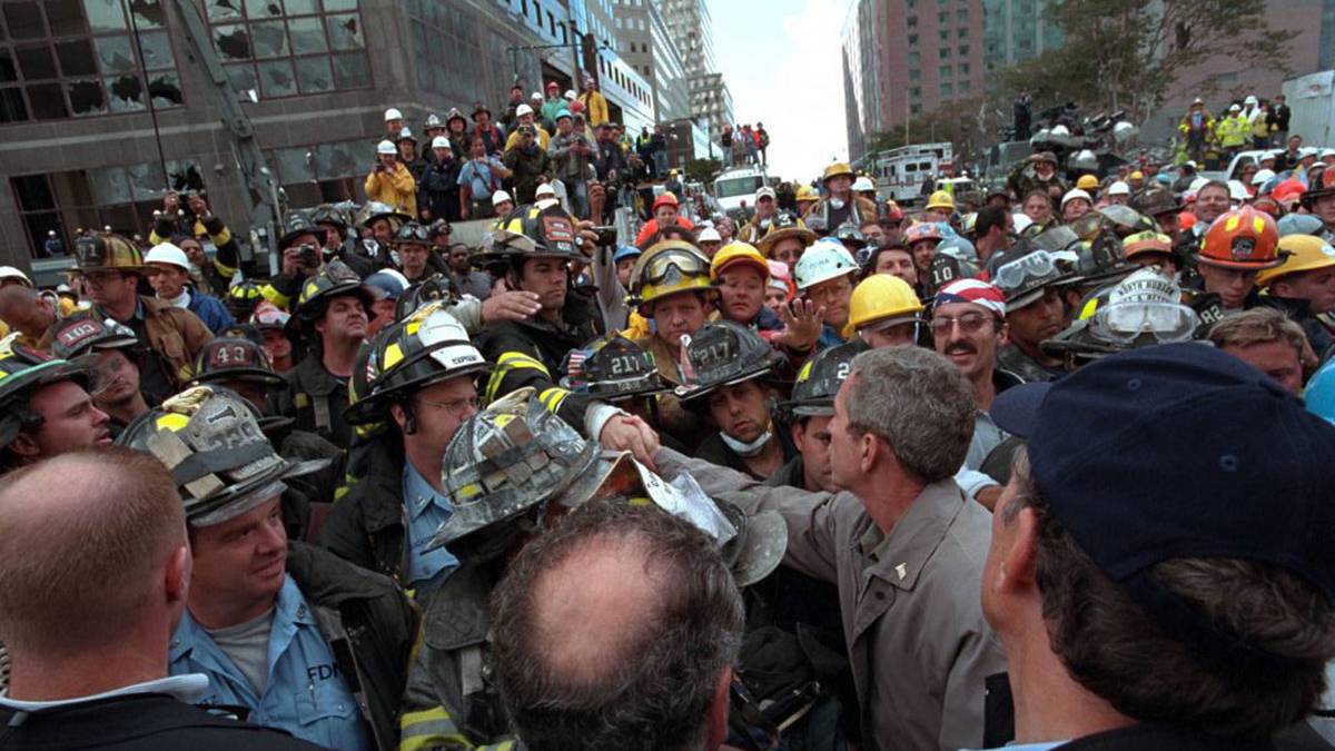 Check Out These 20 Rarely Seen 9/11 Photos