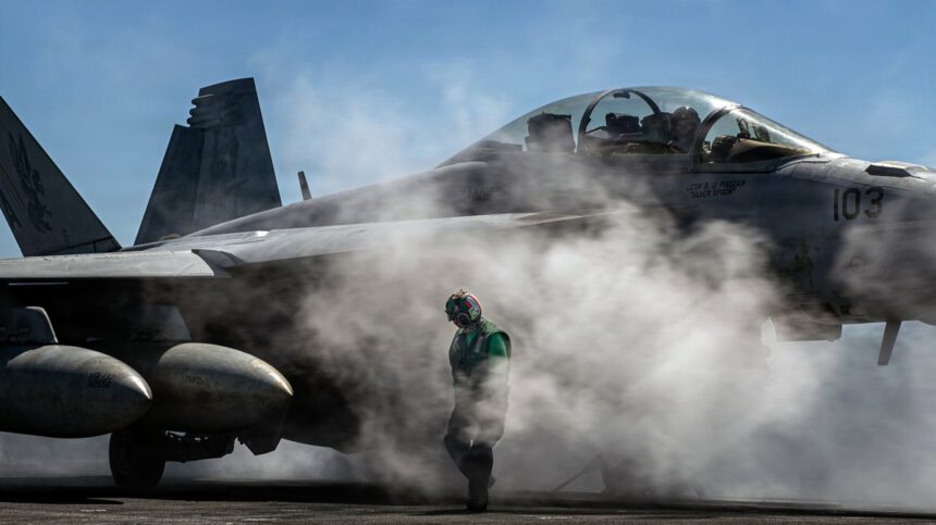 Navy not assessing long-term brain risks for pilots, report finds