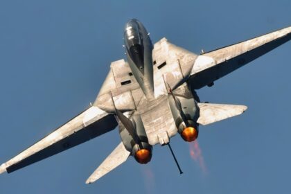 Iran Flew US Military F-14 Tomcat Fighters to War and Launched a Mach 4 Missile ‘Made in the USA’ To Destroy 78 Aircraft