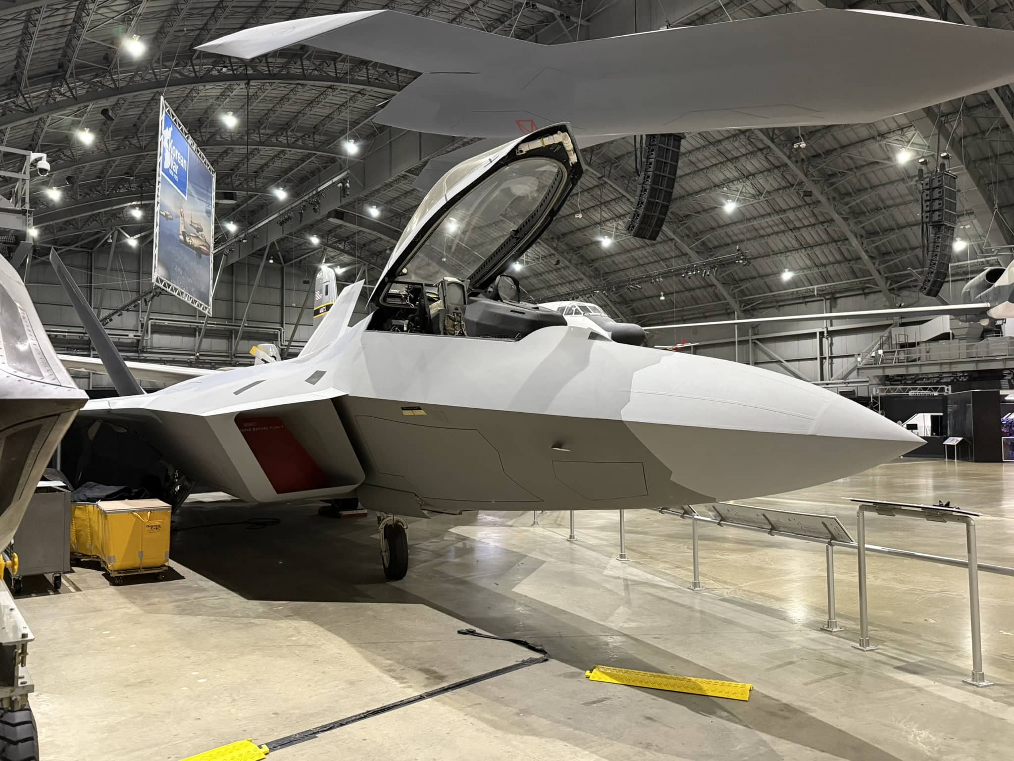 F-22