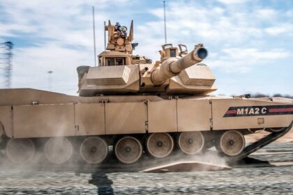 The US Army’s M1 Abrams SEPv3 vs. Russia’s T-14 Armata: A Super Tank Showdown
