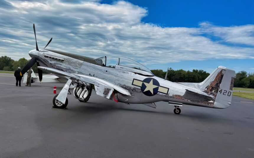 The P-51 Mustang Fought the Last Dogfight Between Propeller-Driven Fighters in 1969. A Honduran F4U Corsair Shot It Down.