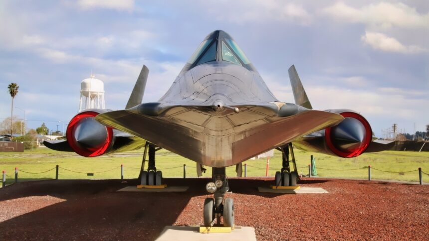 ‘My Heart Stopped’: A US Air Force SR-71 Pilot Recalls Doing a Blackbird Super Low Pass at a Speed of Just 152 Knots
